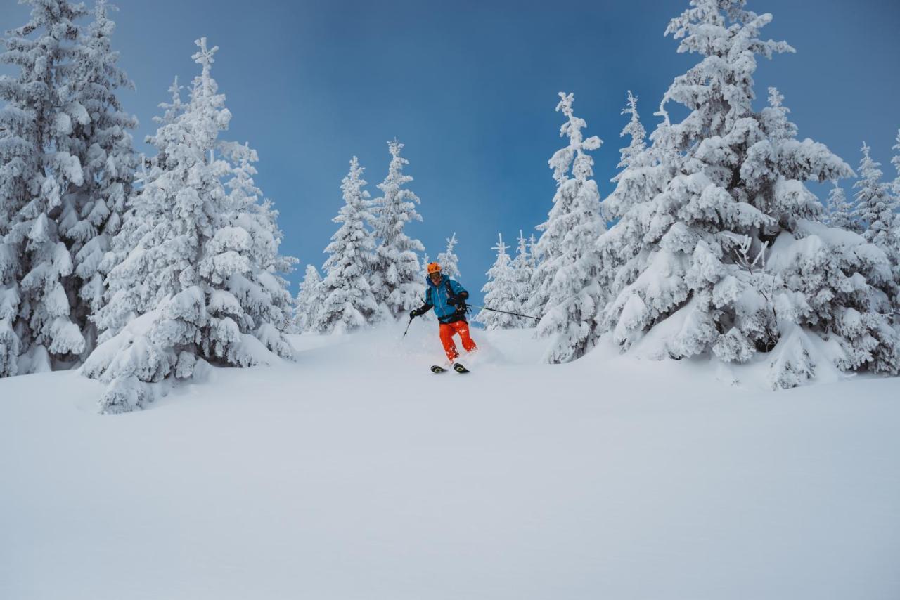 Ski & Sun B9 ลิฟตอฟสกีมิคูลาช ภายนอก รูปภาพ